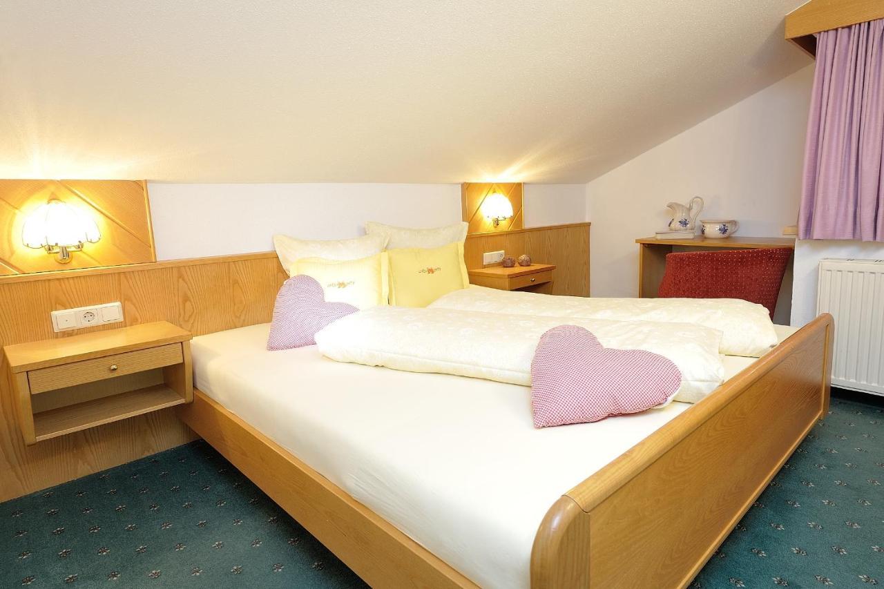 Appartement Chesa Monte Ischgl Bagian luar foto